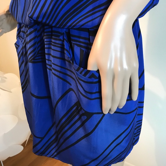 Yumi Kim Gemma Dress Off shoulder pockets Medium - Picture 7 of 8